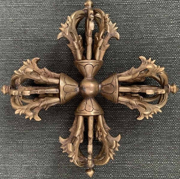 Double vajra - energy and fearlessness